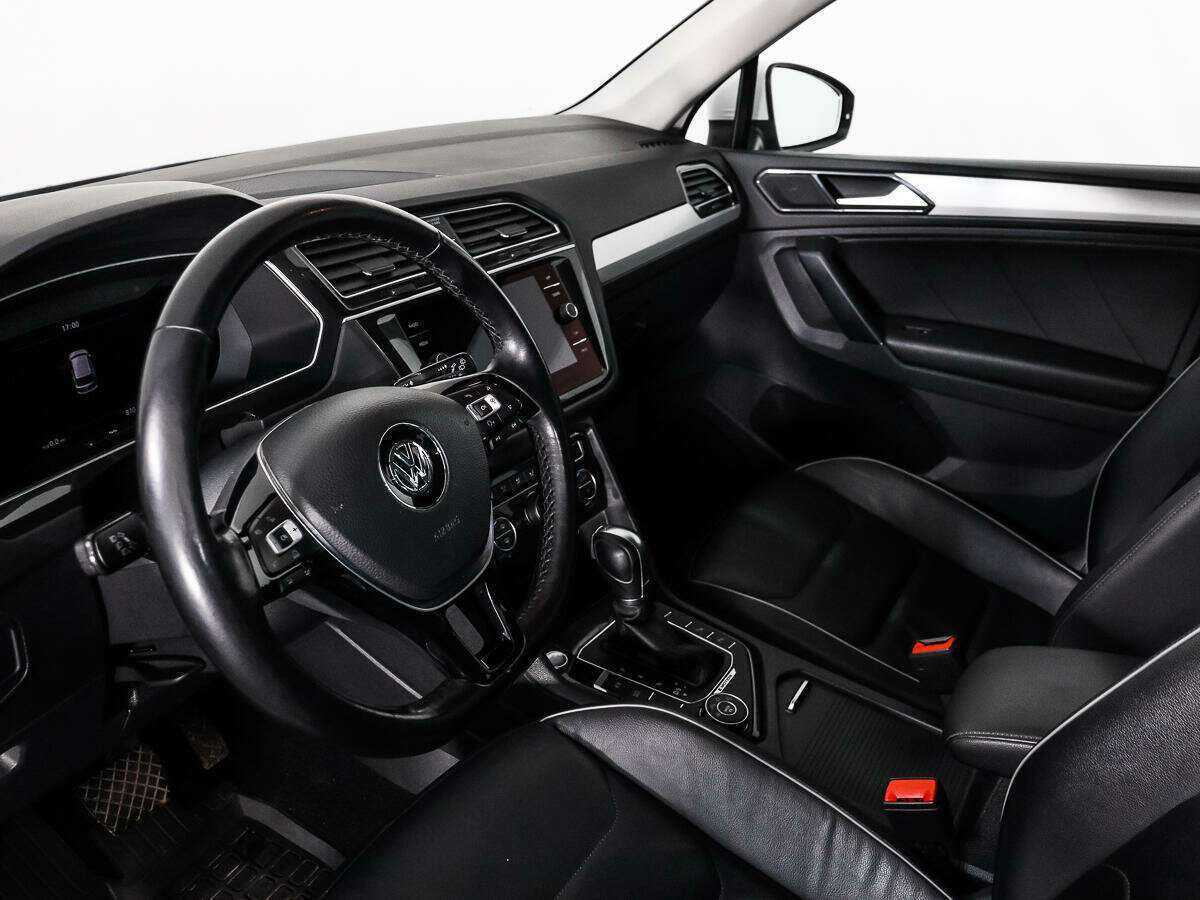 Volkswagen Tiguan с пробегом — 2017 год. Фото: #8