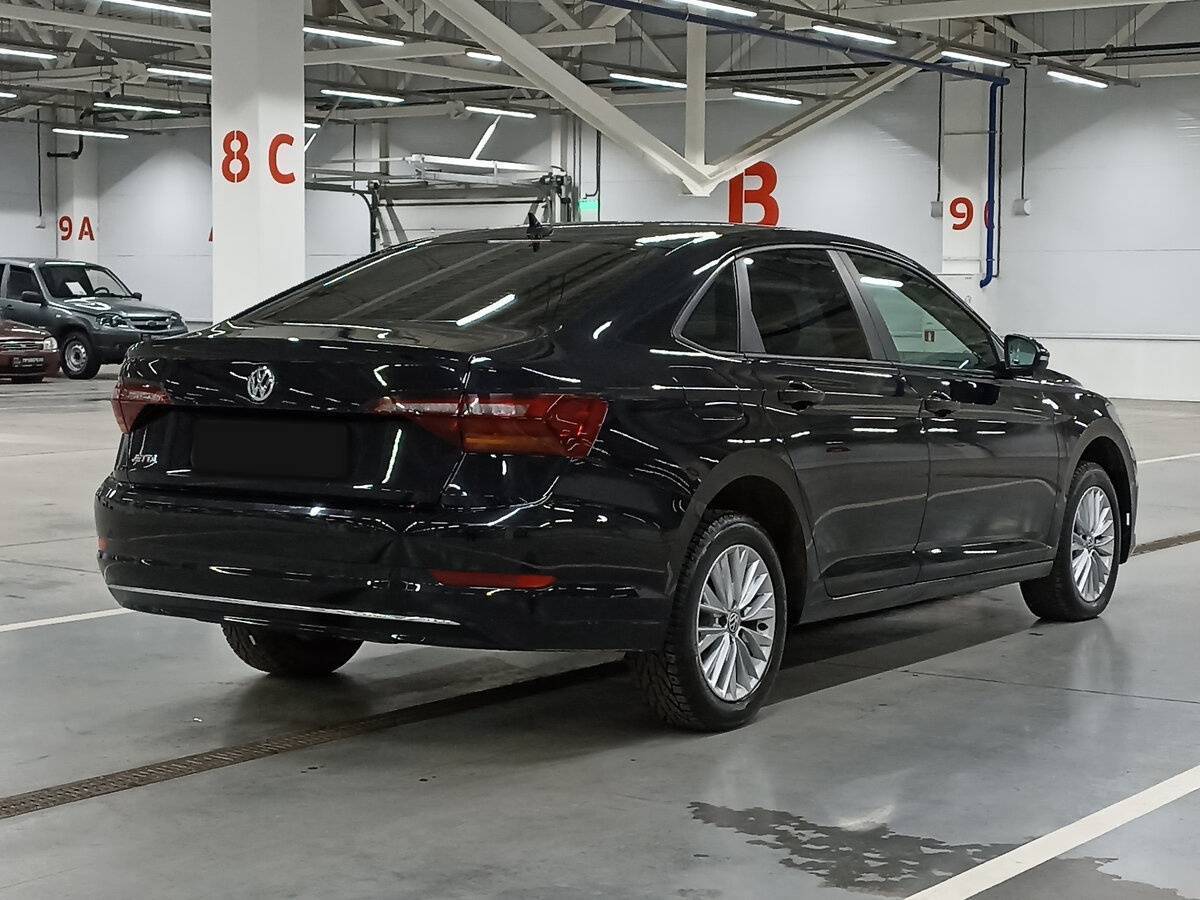 Volkswagen Jetta с пробегом — 2020 год. Фото: #4
