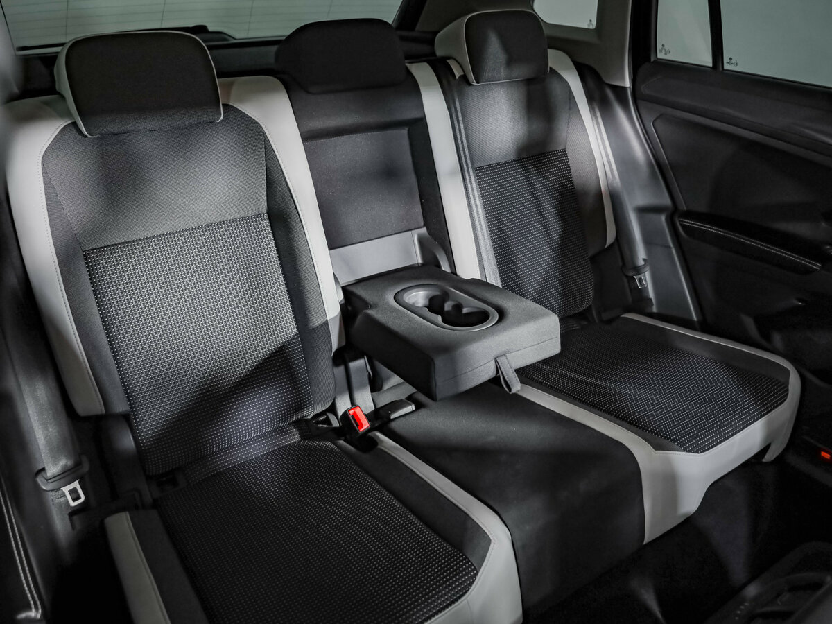 Volkswagen Tiguan с пробегом — 2019 год. Фото: #25