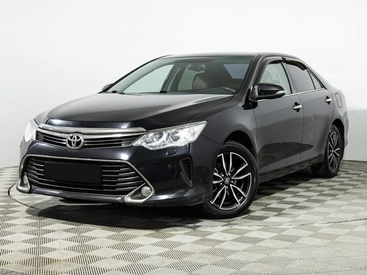 Toyota Camry с пробегом — 2016 год. Фото: #0