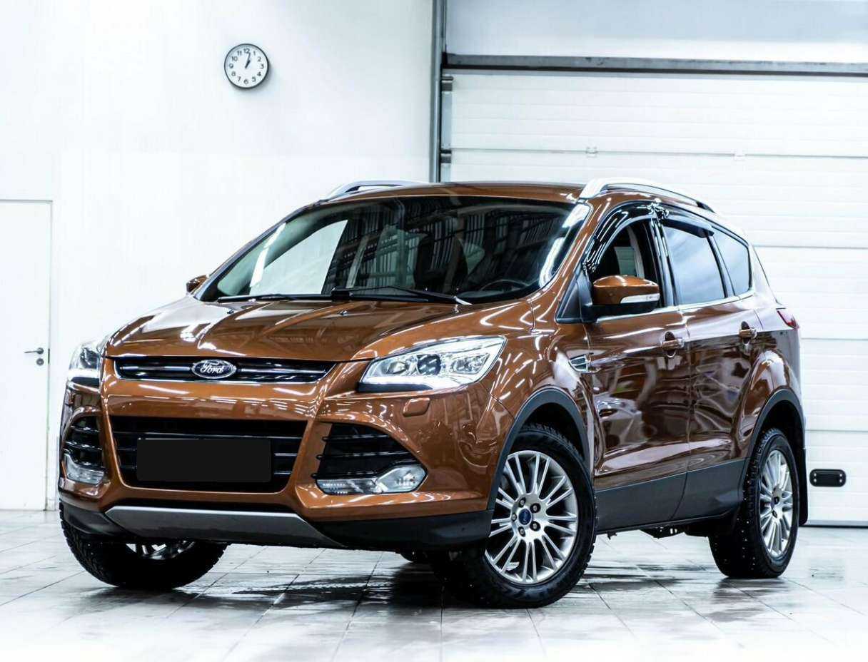 Ford Kuga с пробегом — 2013 год. Фото: #0