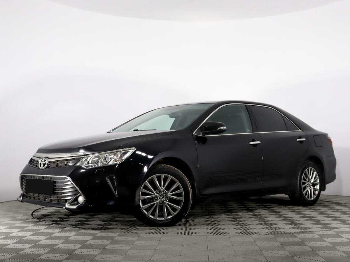 Toyota Camry с пробегом — 2016 год. Фото: #0