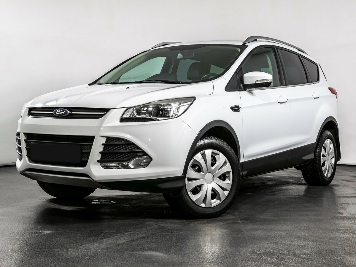 Ford Kuga с пробегом — 2015 год. Фото: #0