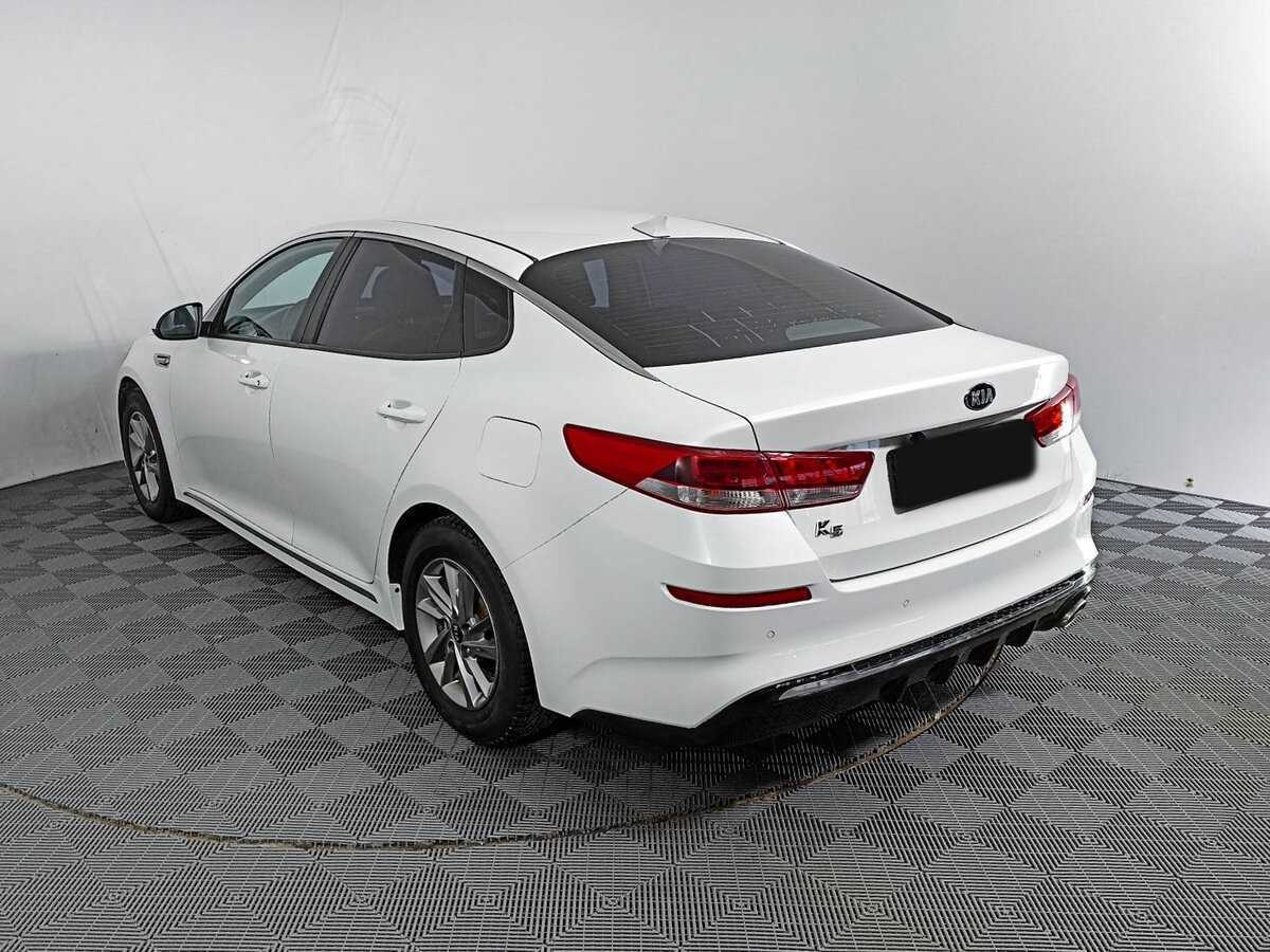 Kia K5 с пробегом — 2018 год. Фото: #5