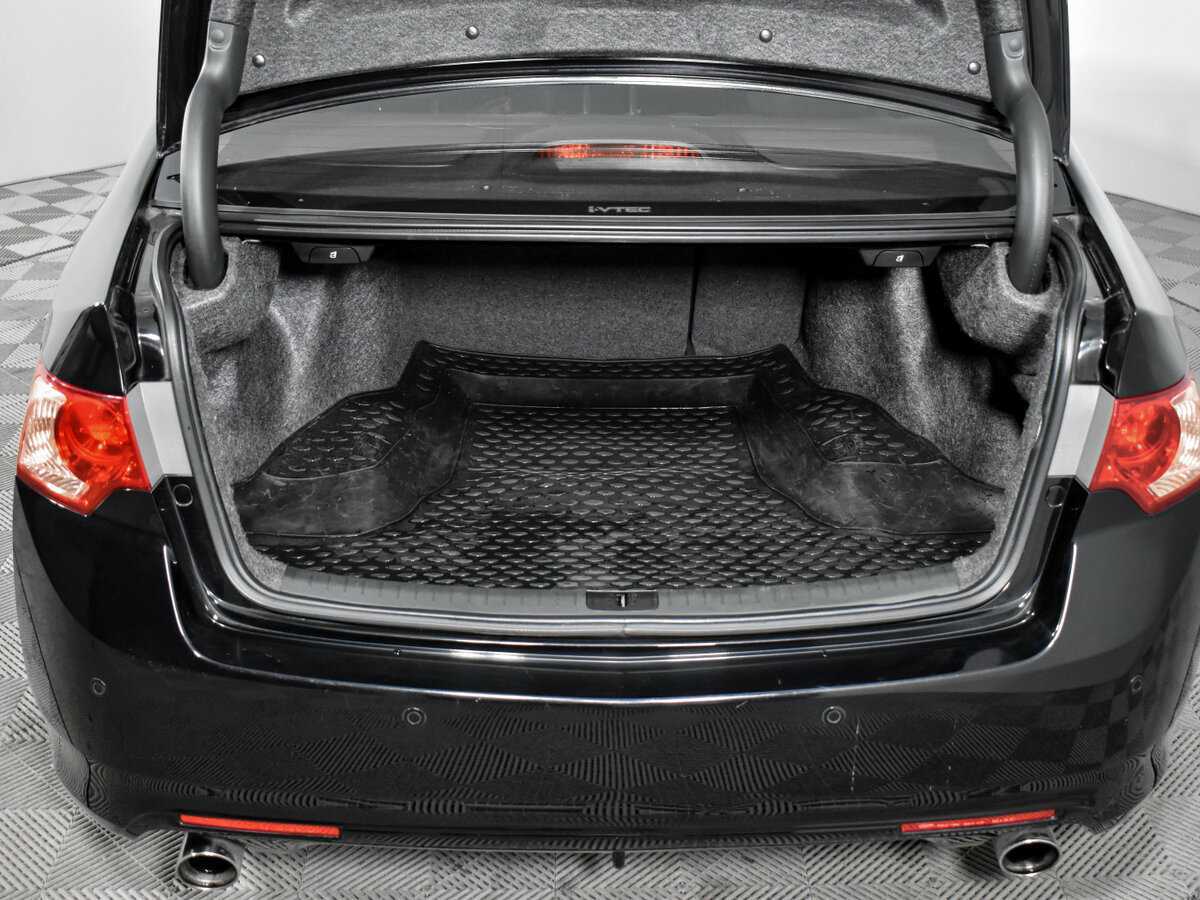 Honda Accord с пробегом — 2012 год. Фото: #13