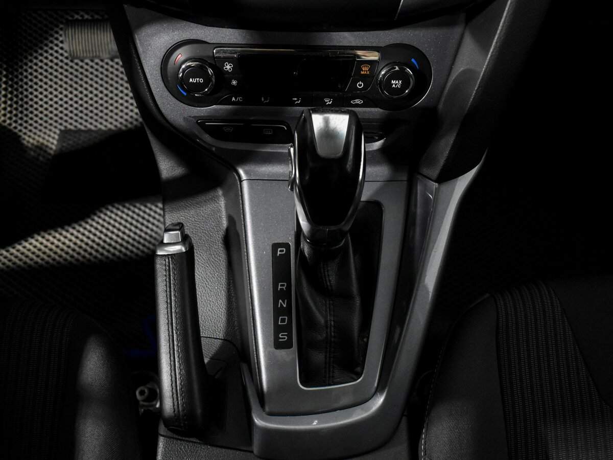 Ford Focus с пробегом — 2013 год. Фото: #7