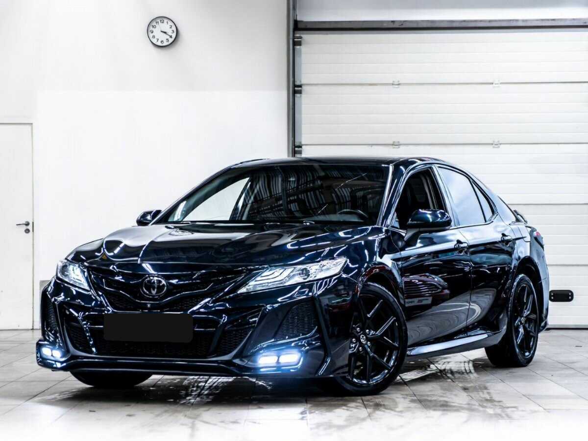 Toyota Camry с пробегом — 2018 год. Фото: #0