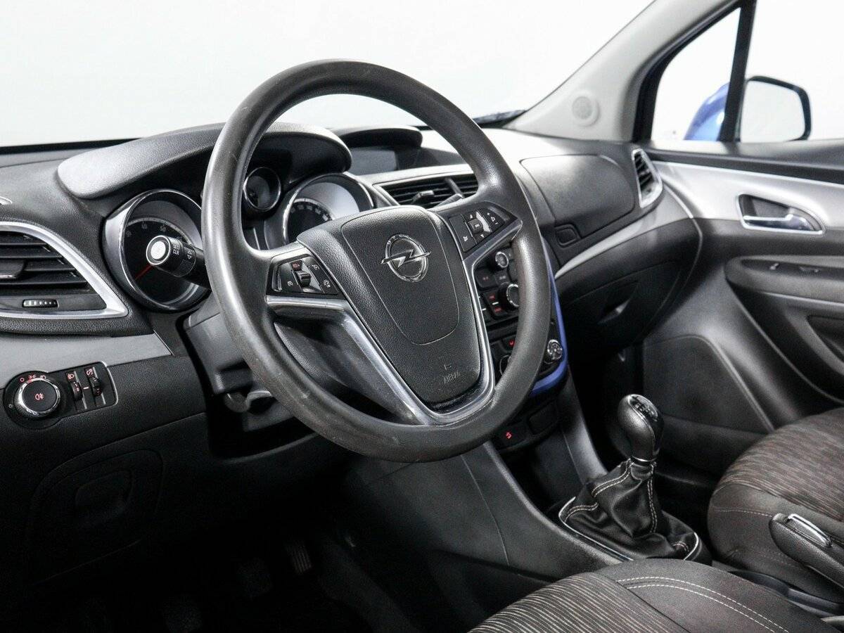 Opel Mokka с пробегом — 2014 год. Фото: #13