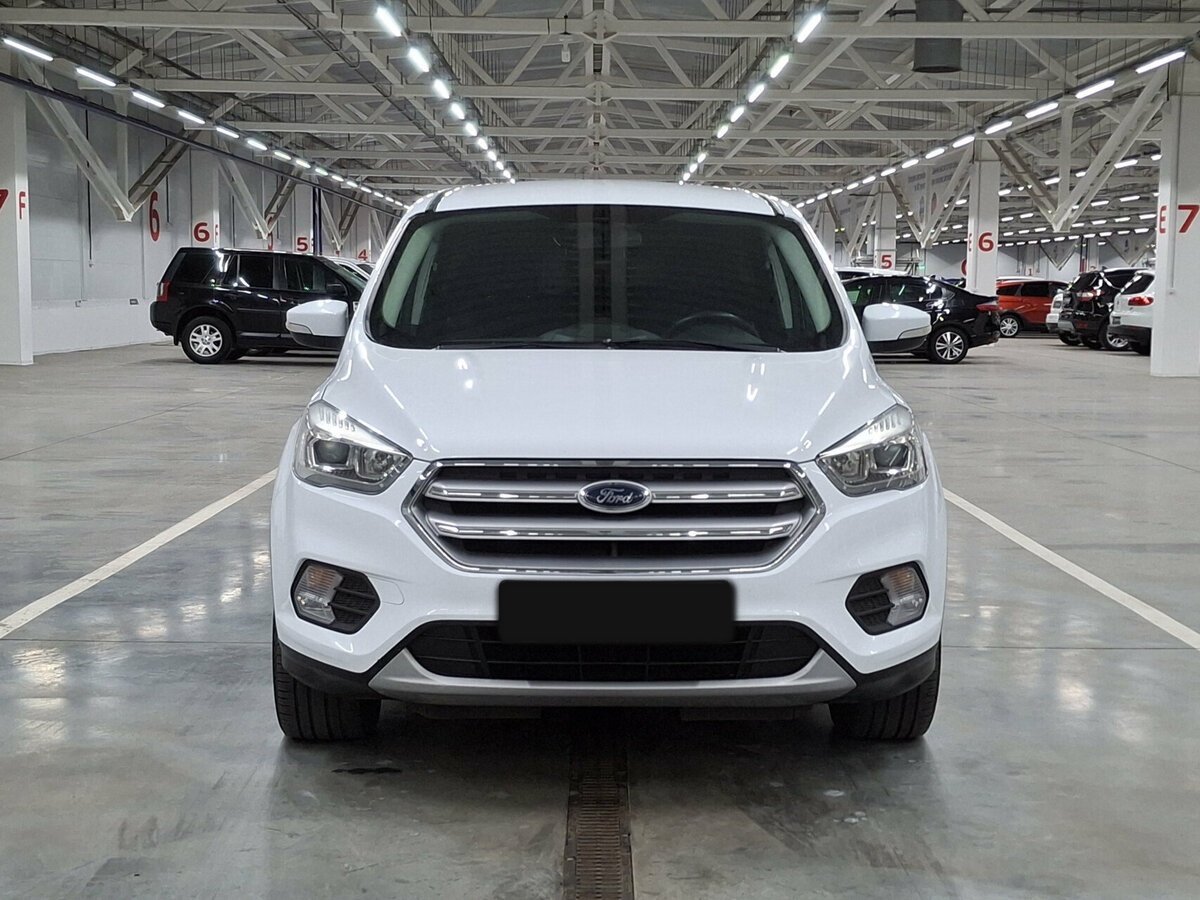 Ford Kuga с пробегом — 2018 год. Фото: #1