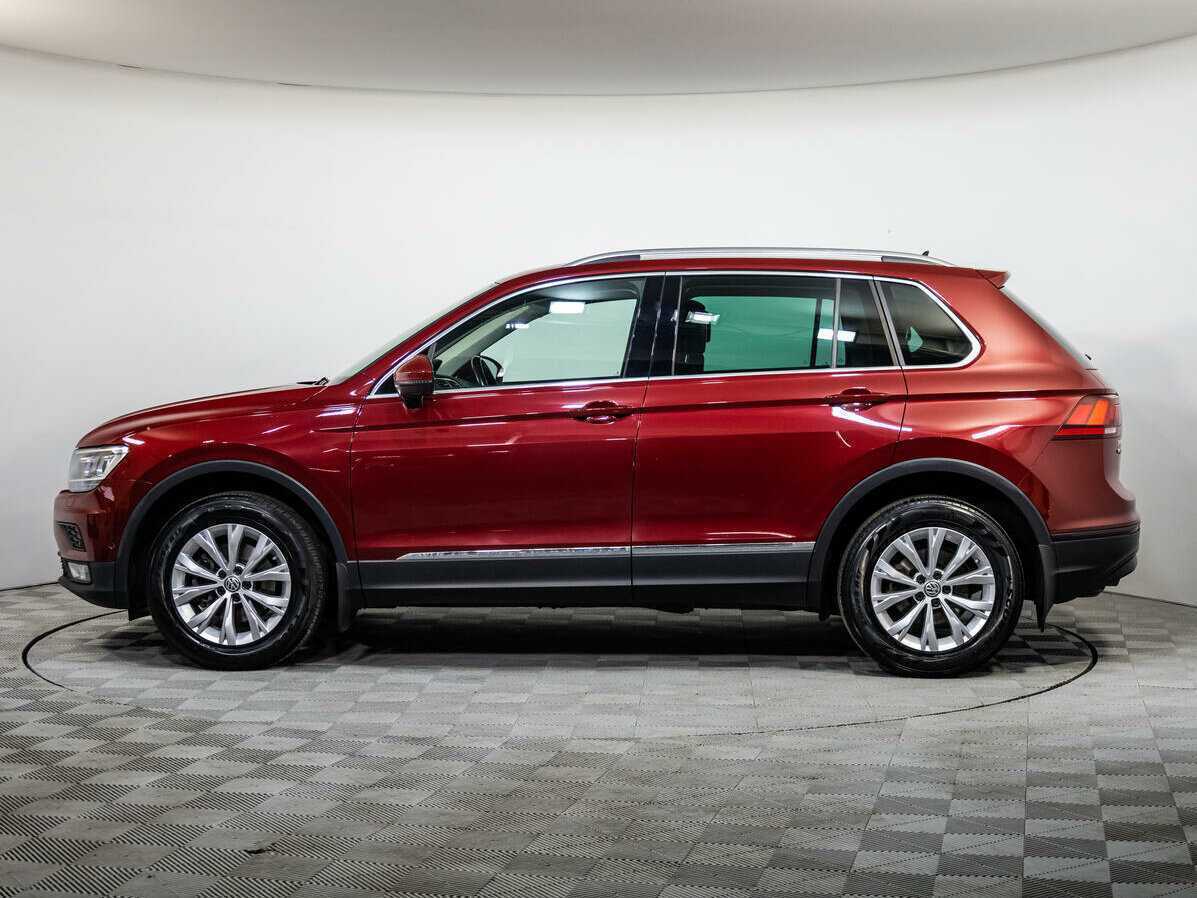 Volkswagen Tiguan с пробегом — 2017 год. Фото: #7
