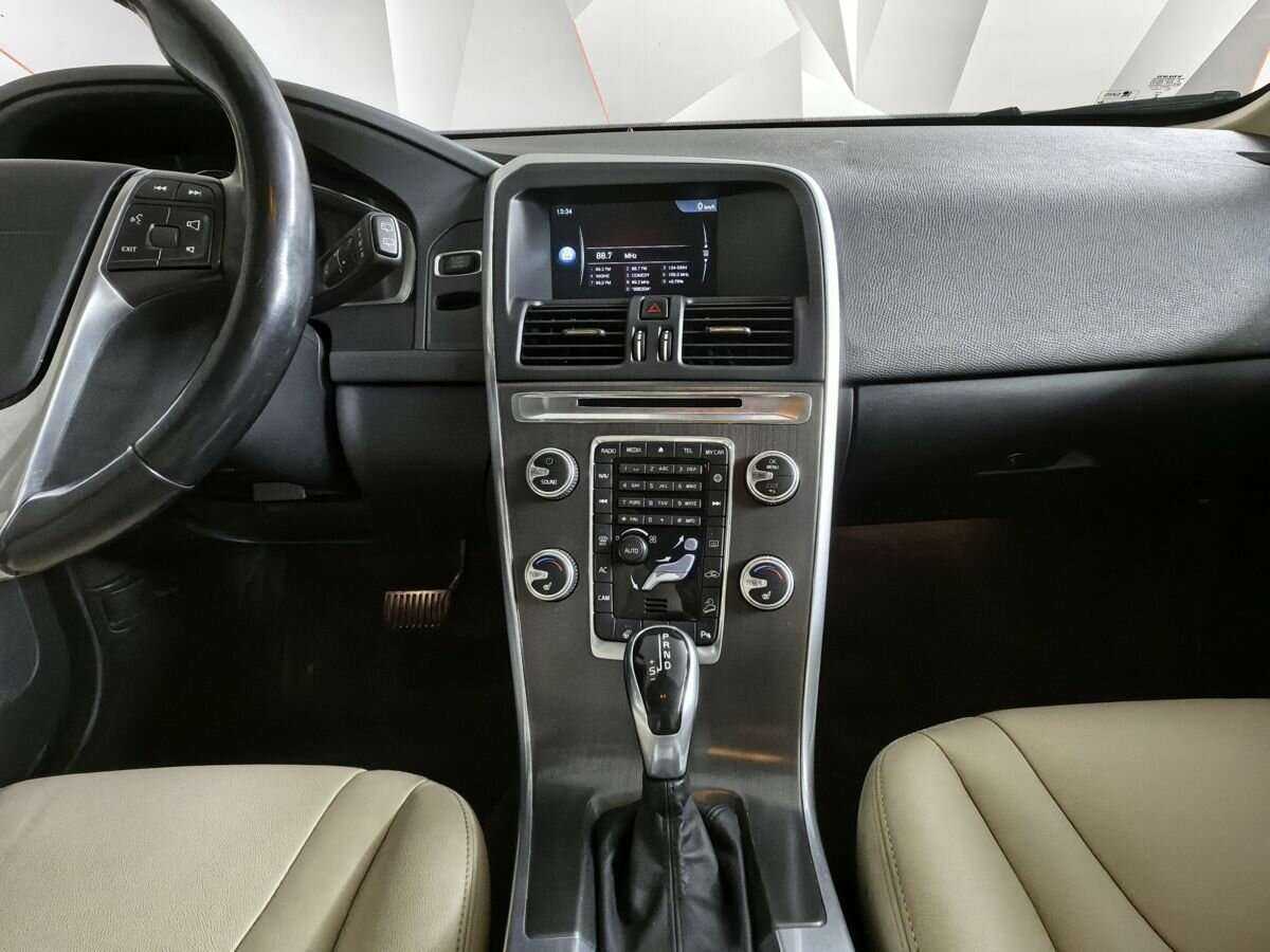 Volvo XC60 с пробегом — 2014 год. Фото: #10