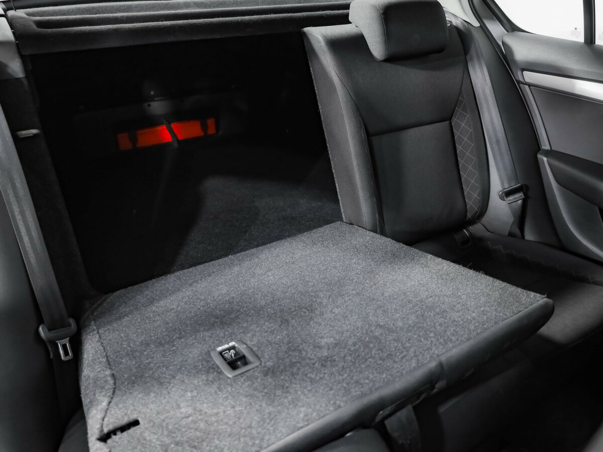 Skoda Octavia с пробегом — 2018 год. Фото: #18