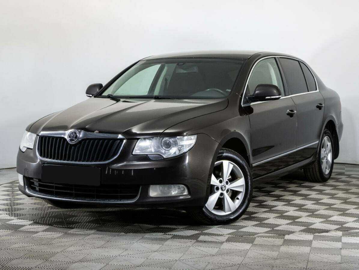 Skoda Superb с пробегом — 2012 год. Посмотреть фото