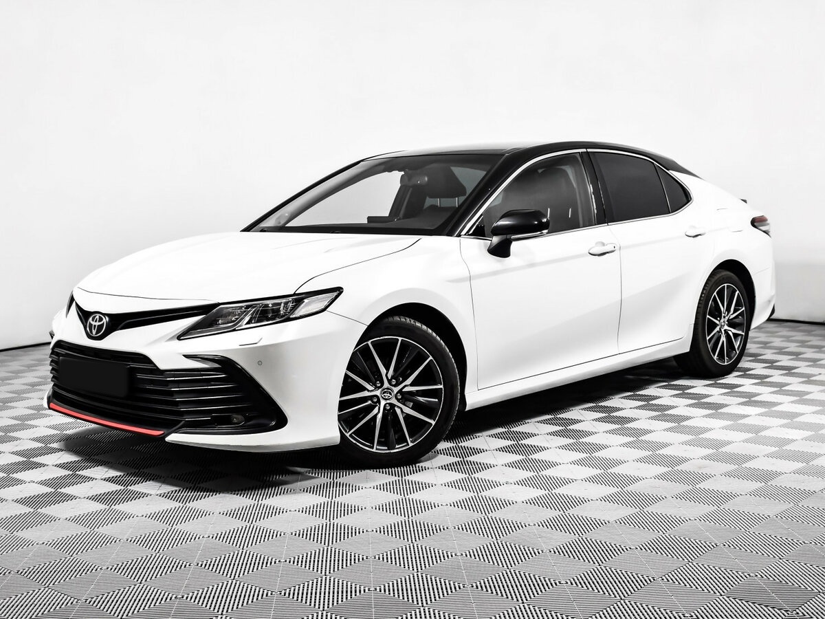 Toyota Camry с пробегом — 2021 год. Фото: #0