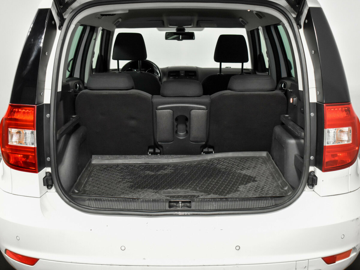 Skoda Yeti с пробегом — 2014 год. Фото: #17