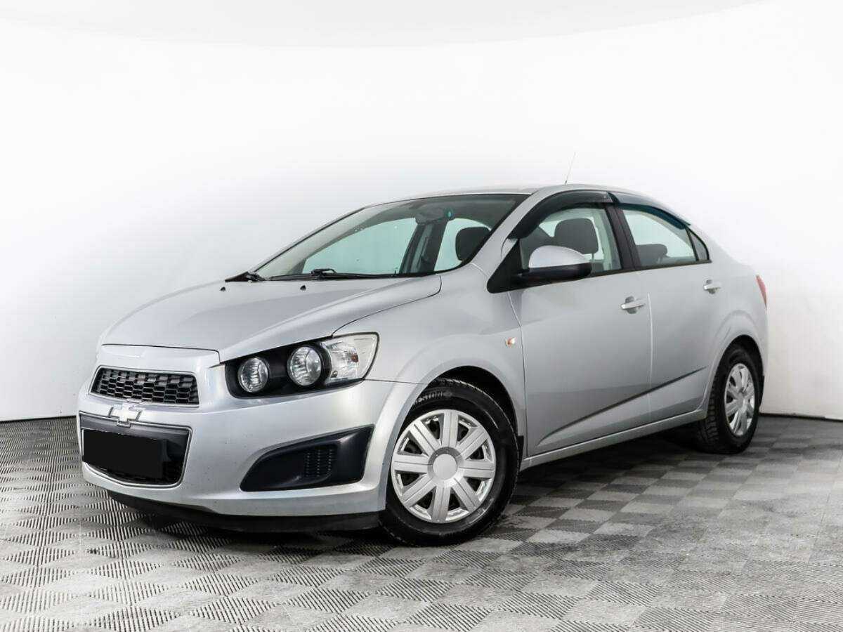 Chevrolet Aveo с пробегом — 2013 год. Фото: #0