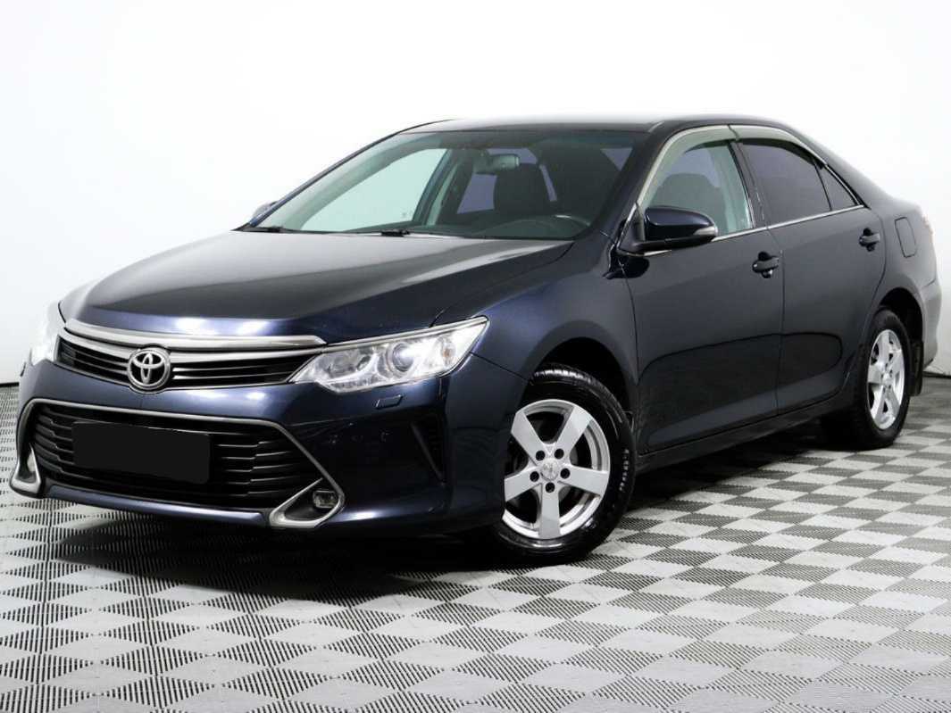 Toyota Camry с пробегом — 2015 год. Фото: #0