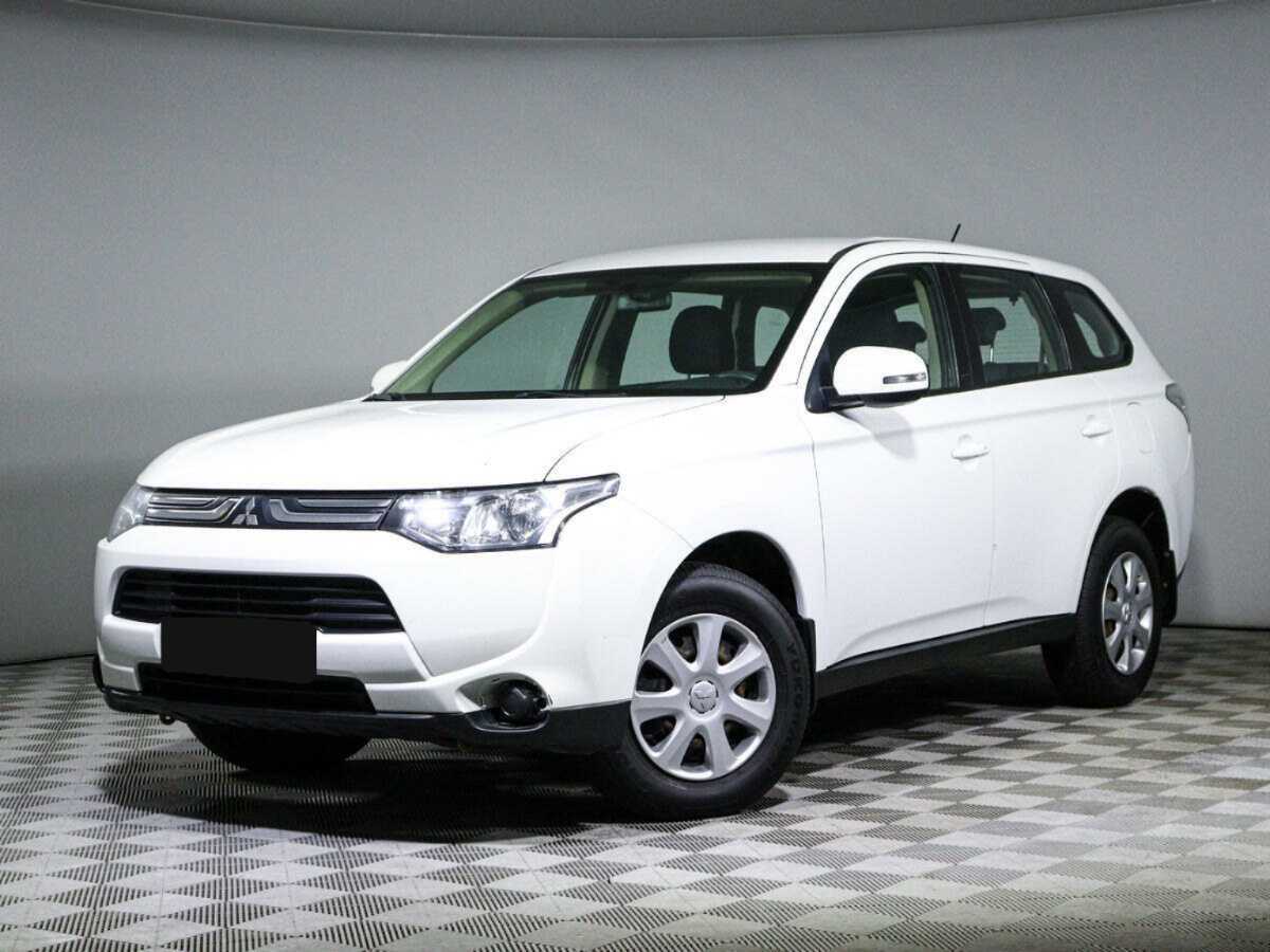 Mitsubishi Outlander с пробегом — 2013 год. Посмотреть фото