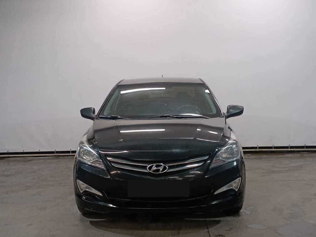 Hyundai Solaris с пробегом — 2016 год. Фото: #1