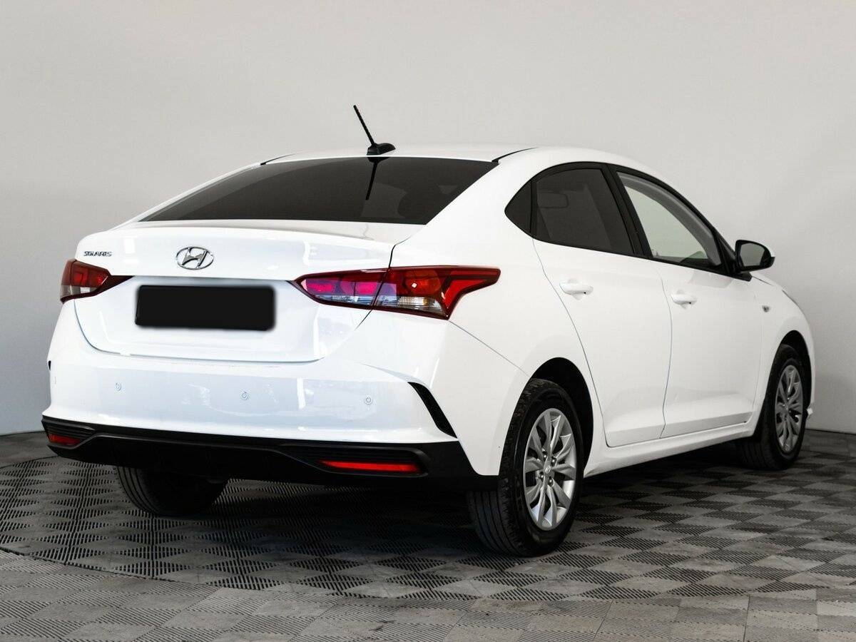 Hyundai Solaris с пробегом — 2021 год. Фото: #3