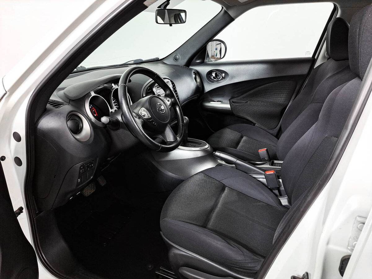 Nissan Juke с пробегом — 2014 год. Фото: #11