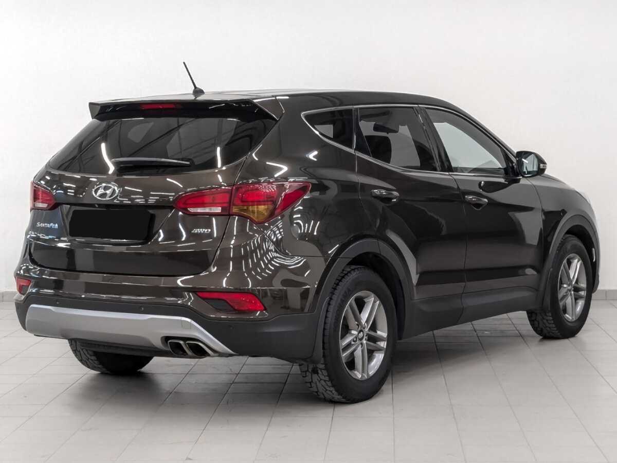 Hyundai Santa Fe с пробегом — 2015 год. Фото: #4