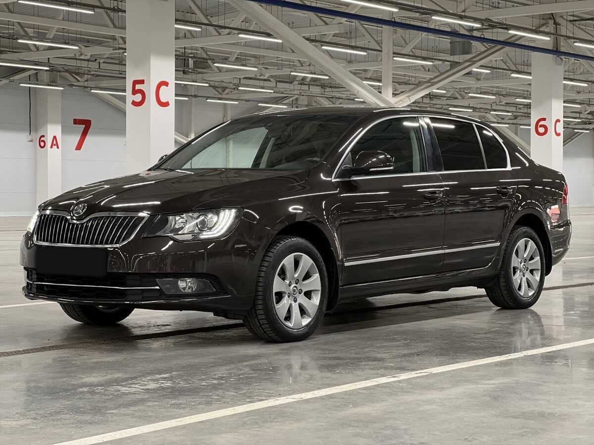 Skoda Superb с пробегом — 2013 год. Посмотреть фото