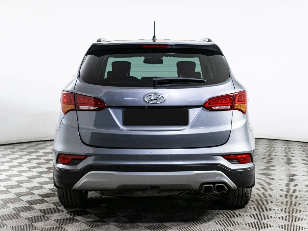Hyundai Santa Fe с пробегом — 2016 год. Фото: #5