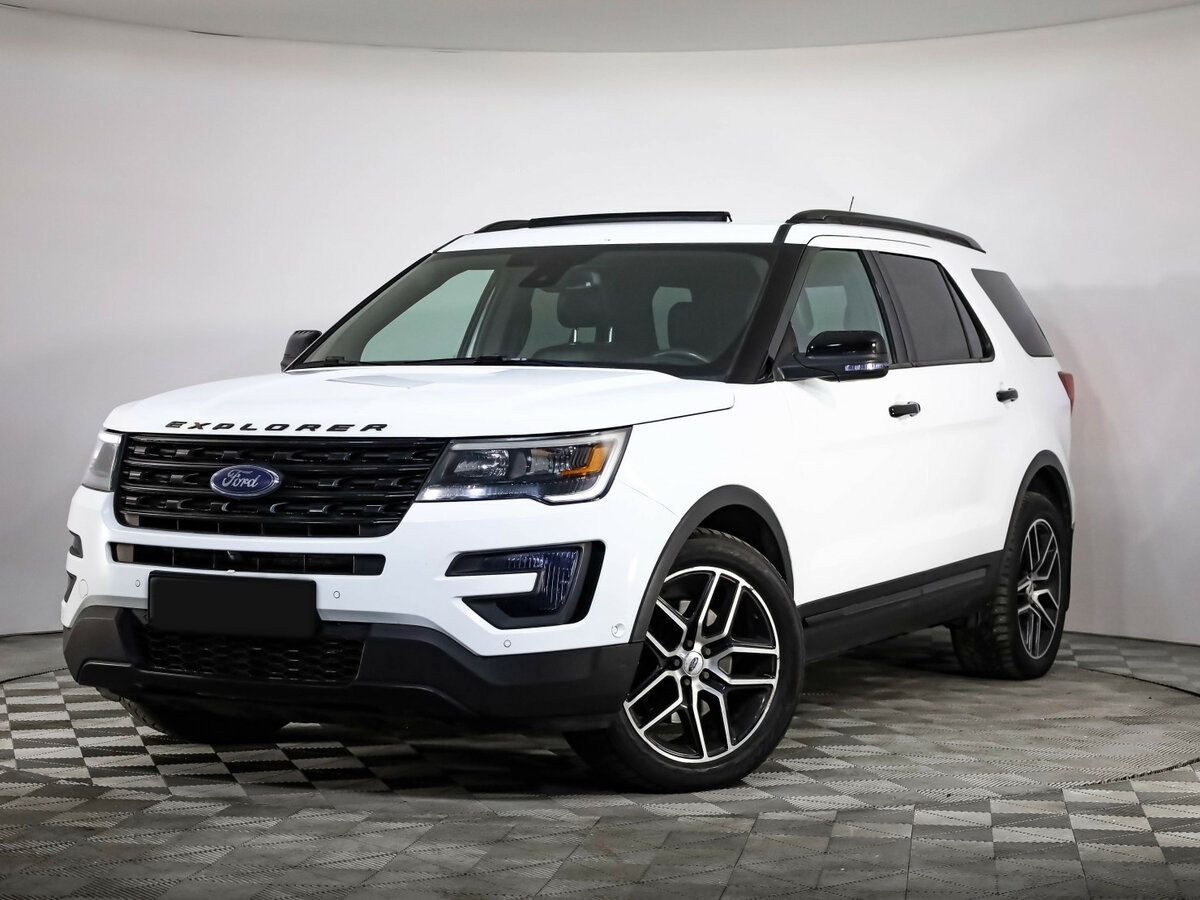 Ford Explorer с пробегом — 2015 год. Фото: #0