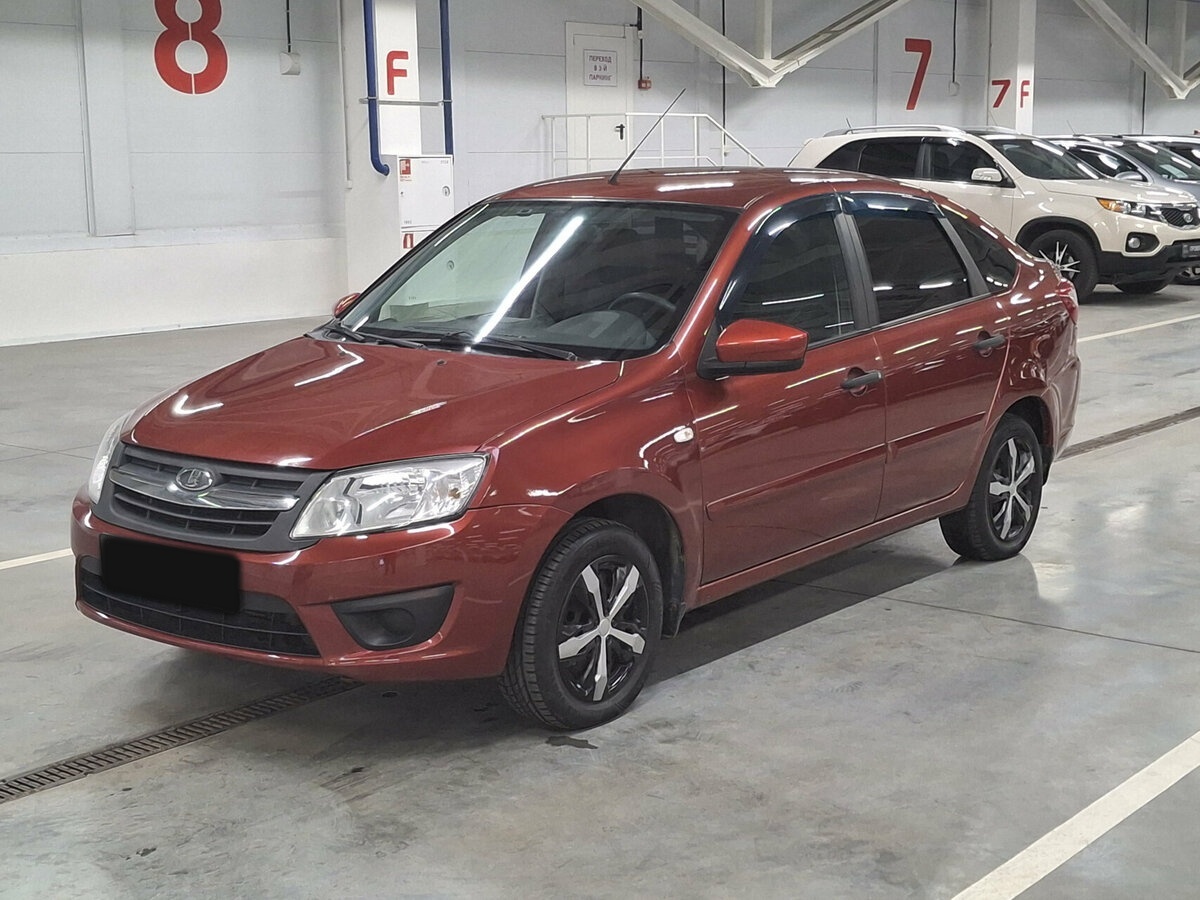 Lada (ВАЗ) Granta с пробегом — 2018 год. Посмотреть фото