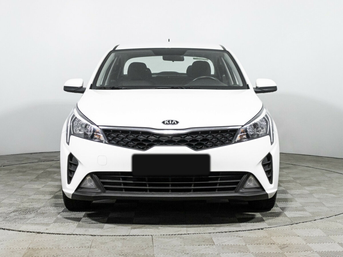 Kia Rio с пробегом — 2021 год. Фото: #1