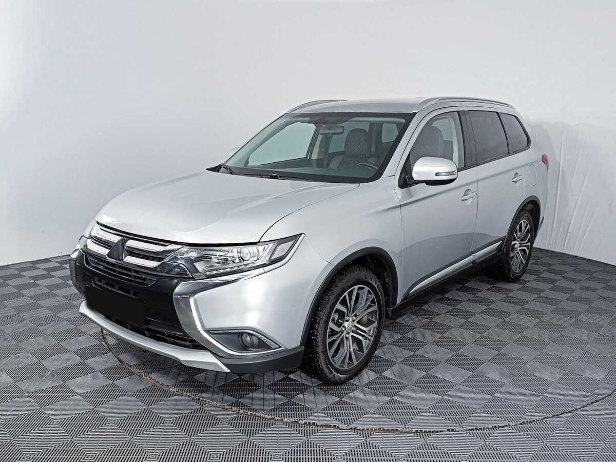 Mitsubishi Outlander с пробегом — 2018 год. Фото: #0