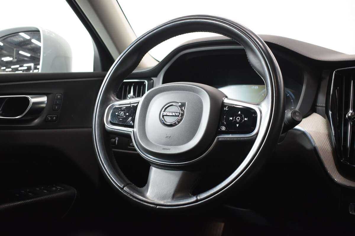 Volvo XC60 с пробегом — 2020 год. Фото: #15