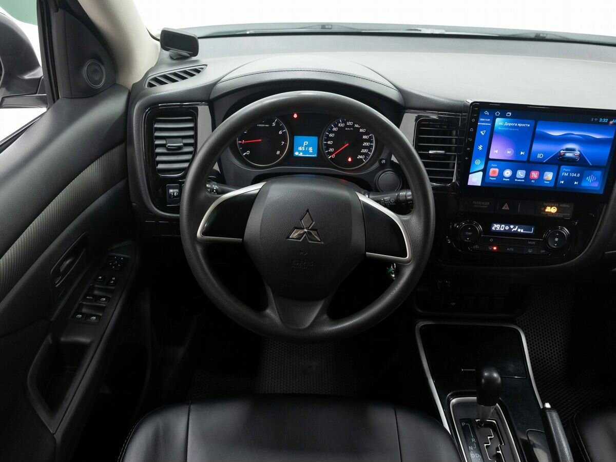 Mitsubishi Outlander с пробегом — 2018 год. Фото: #15