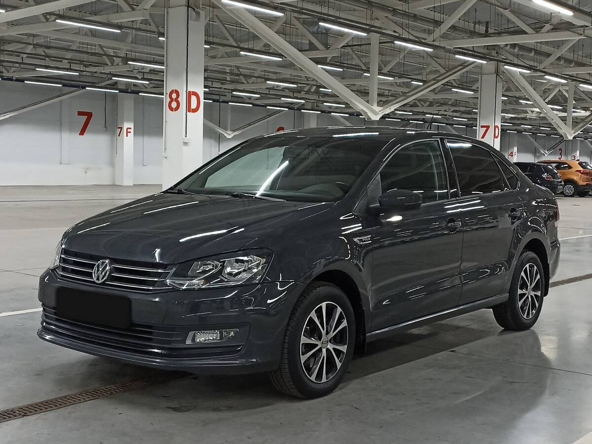 Volkswagen Polo с пробегом — 2018 год. Посмотреть фото