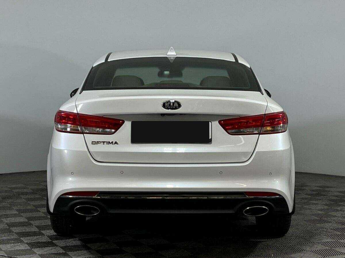 Kia Optima с пробегом — 2016 год. Фото: #5