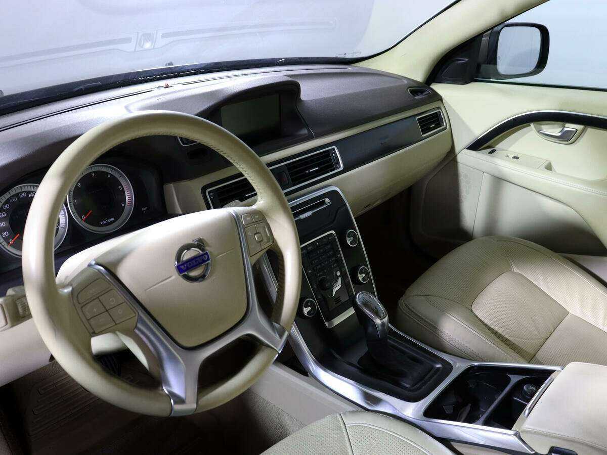 Volvo XC70 с пробегом — 2012 год. Фото: #10