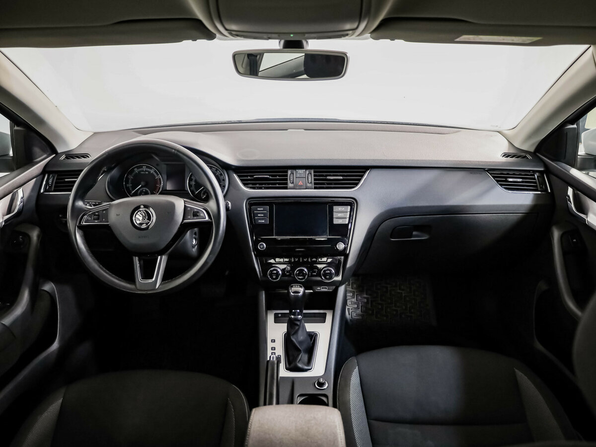 Skoda Octavia с пробегом — 2020 год. Фото: #8