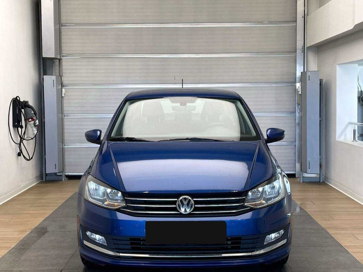 Volkswagen Polo с пробегом — 2018 год. Фото: #1