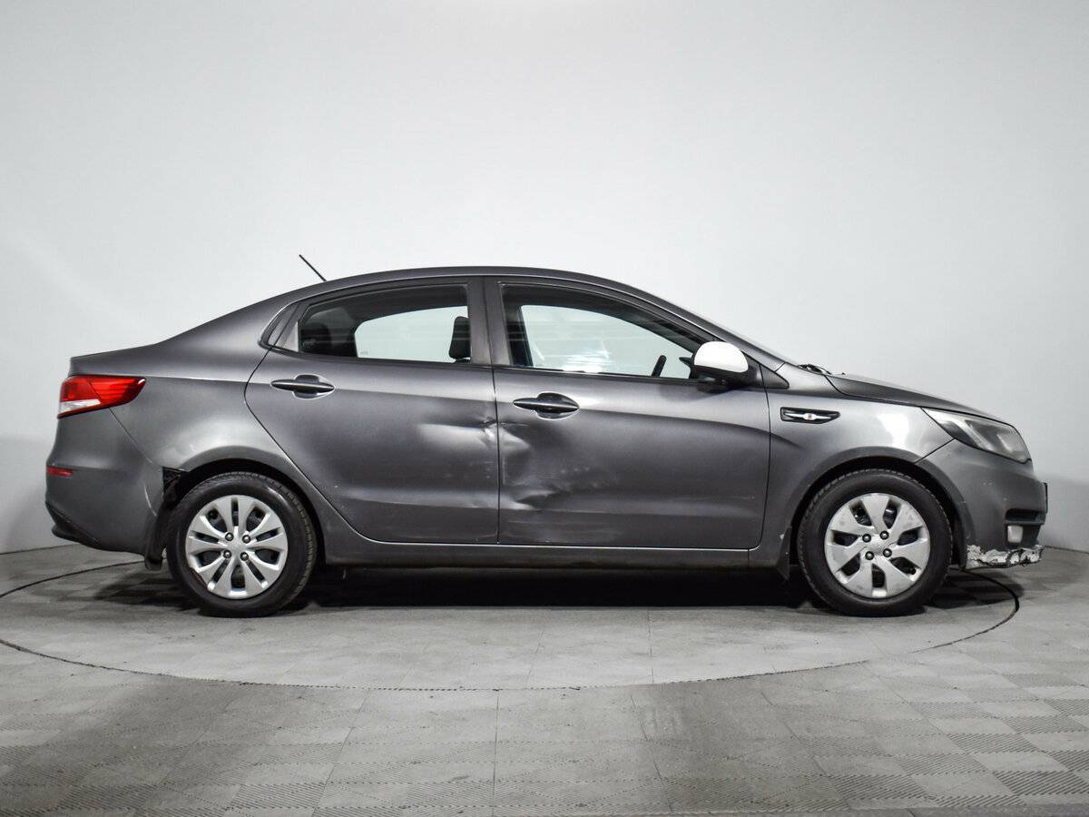 Kia Rio с пробегом — 2016 год. Фото: #3