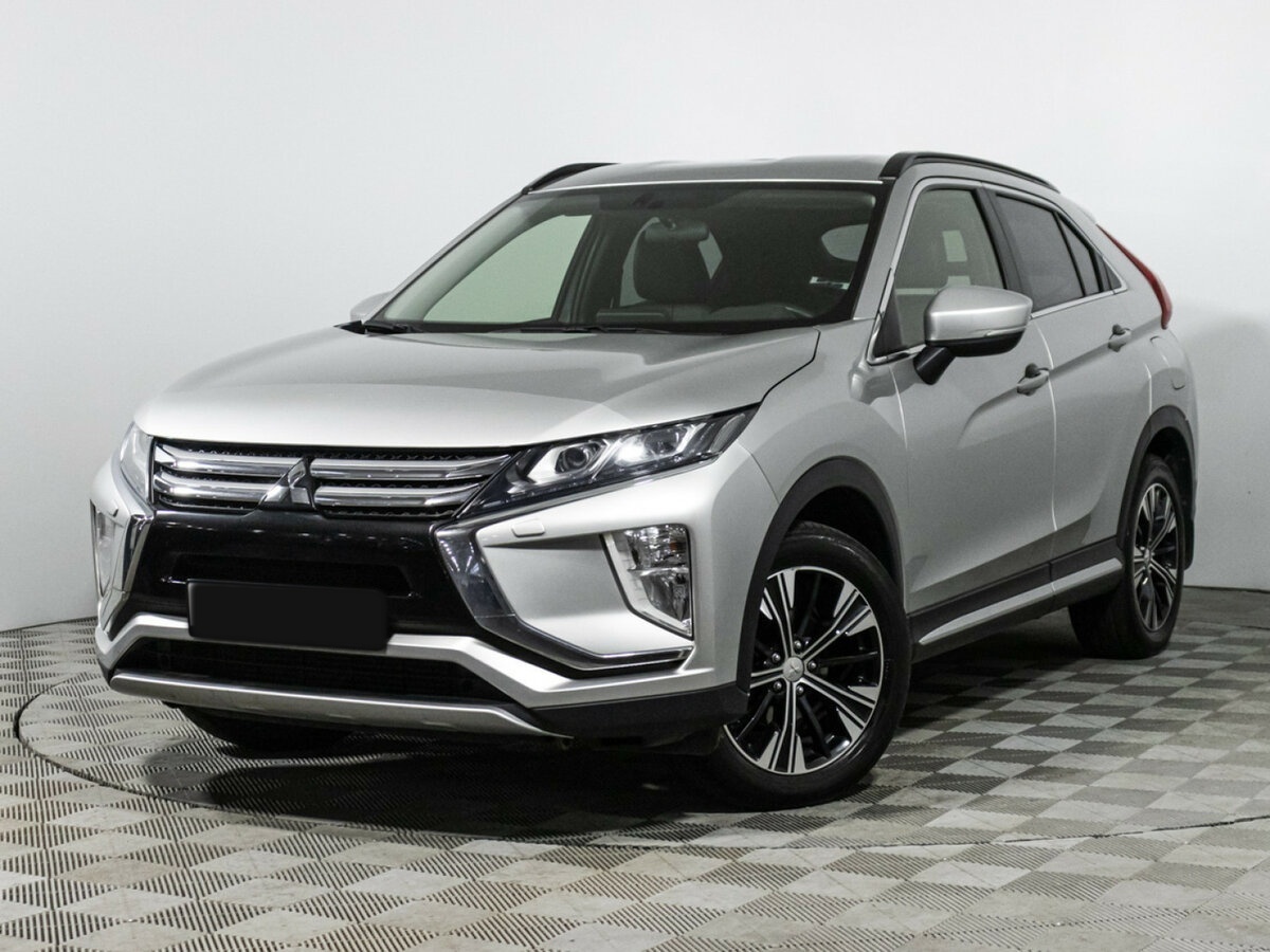Mitsubishi Eclipse Cross с пробегом — 2018 год. Фото: #0