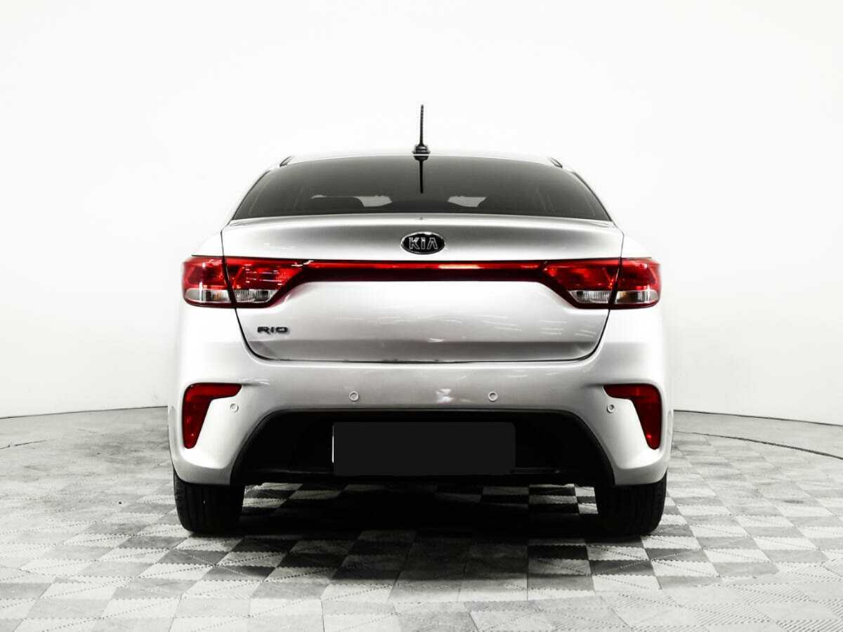Kia Rio с пробегом — 2017 год. Фото: #5