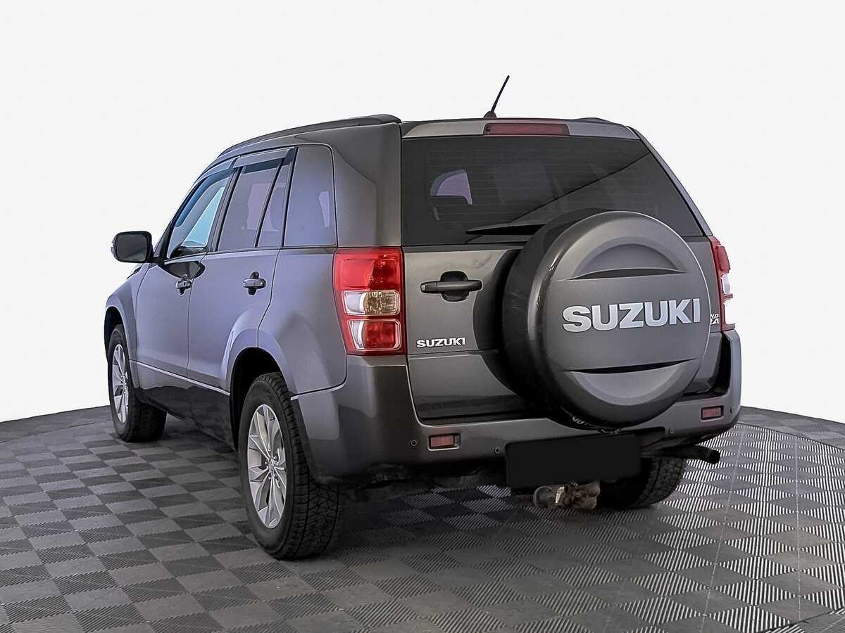 Suzuki Grand Vitara с пробегом — 2013 год. Фото: #6
