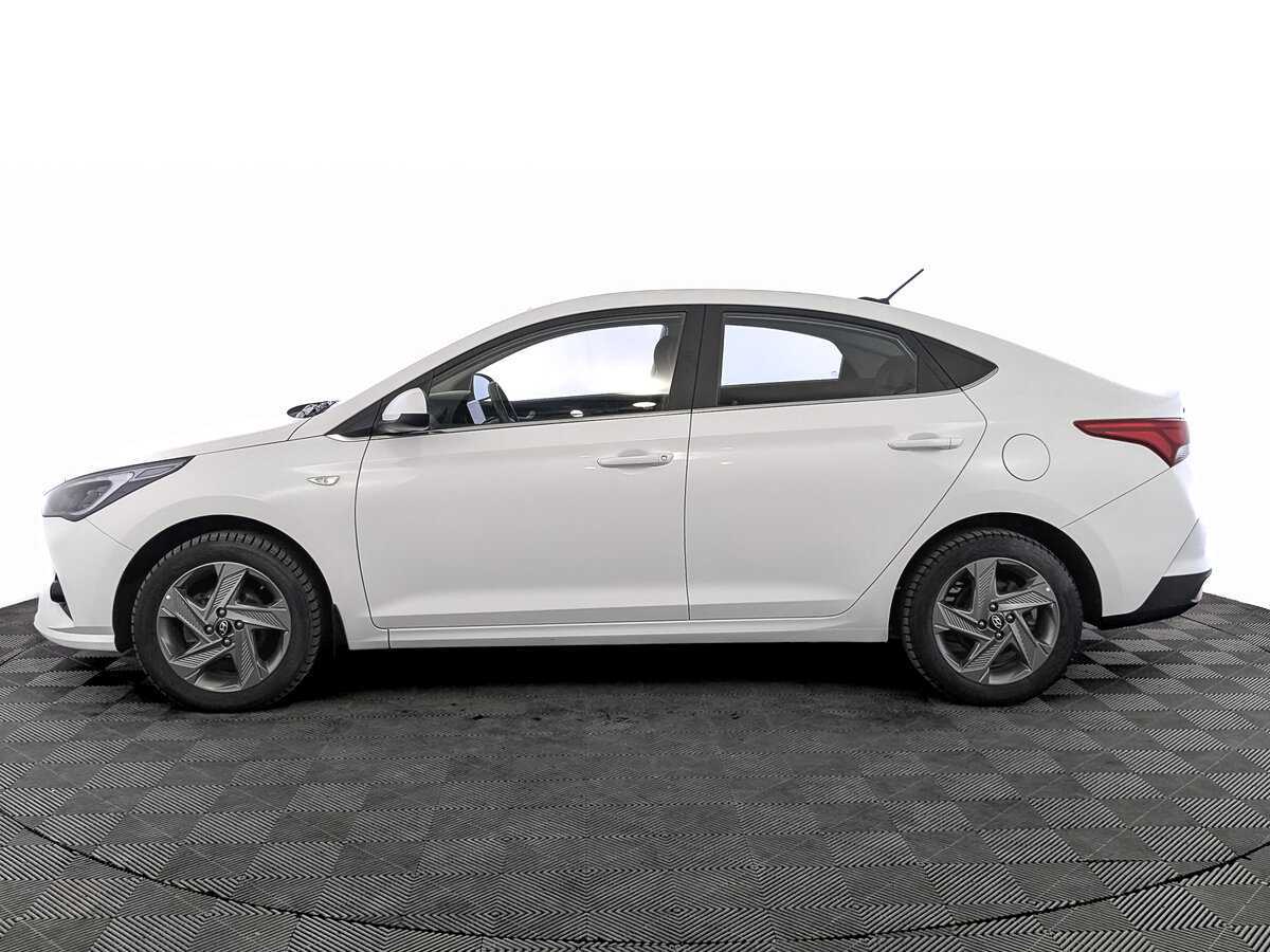 Hyundai Solaris с пробегом — 2021 год. Фото: #7