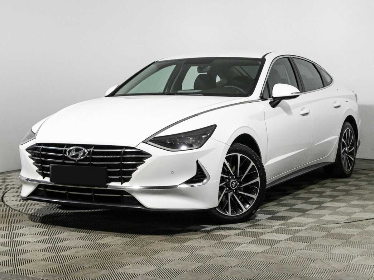 Hyundai Sonata с пробегом — 2022 год. Посмотреть фото