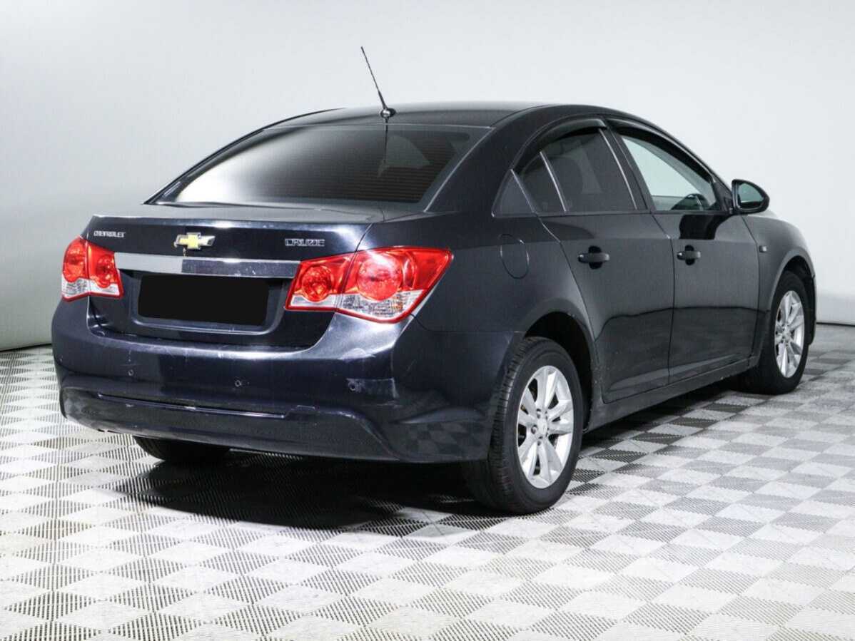 Chevrolet Cruze с пробегом — 2012 год. Фото: #4