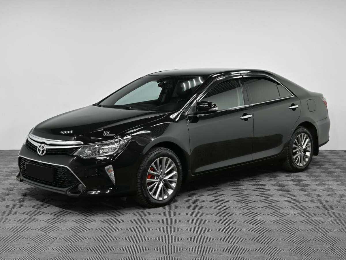 Toyota Camry с пробегом — 2015 год. Фото: #0
