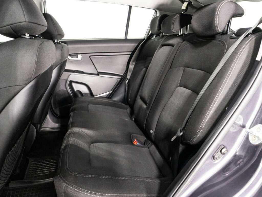 Kia Sportage с пробегом — 2013 год. Фото: #9