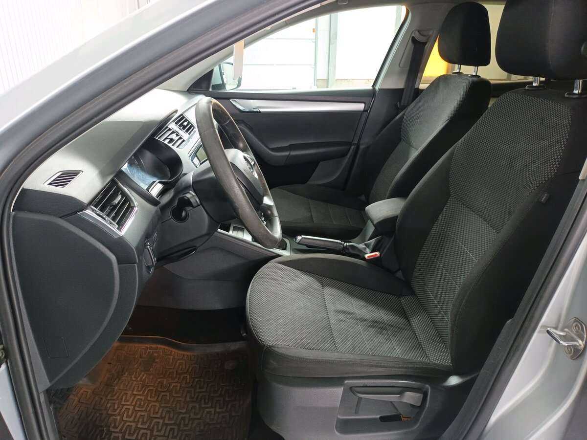Skoda Octavia с пробегом — 2014 год. Фото: #11
