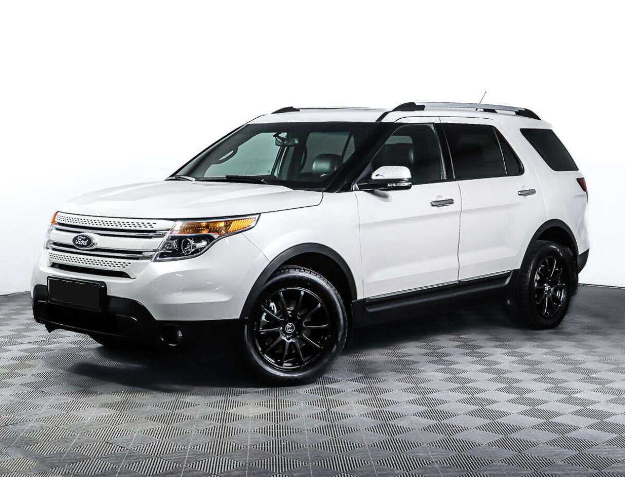 Ford Explorer с пробегом — 2012 год. Фото: #0